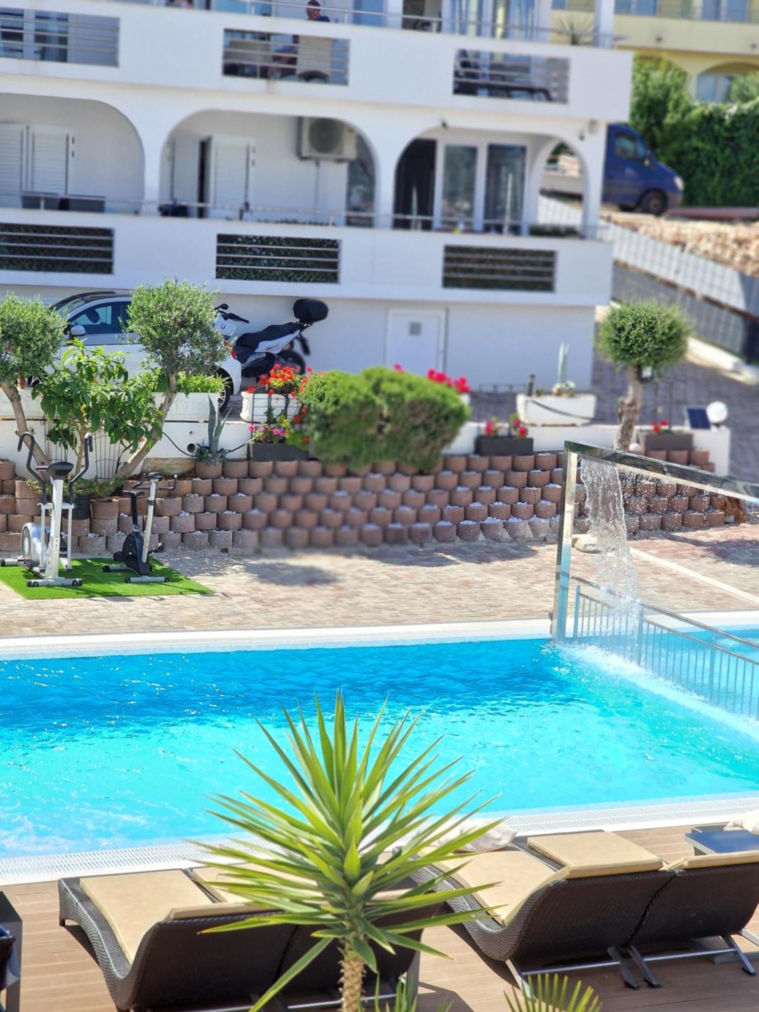 Apartments Silva With A View Of Sea トロギール エクステリア 写真