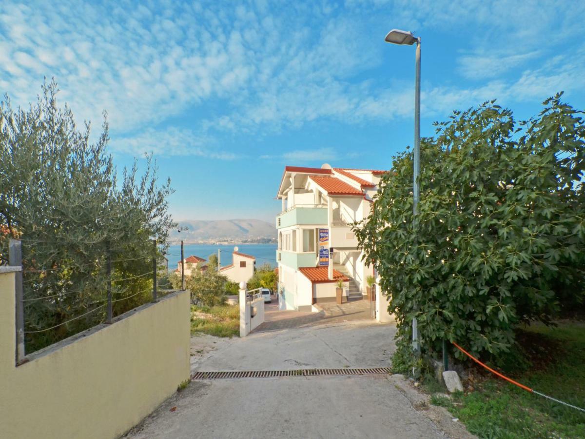 Apartments Silva With A View Of Sea トロギール エクステリア 写真